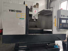 工厂转型赔本出售二手青海一机VMC1200立式加工中心二手立式加工中心发那科系统