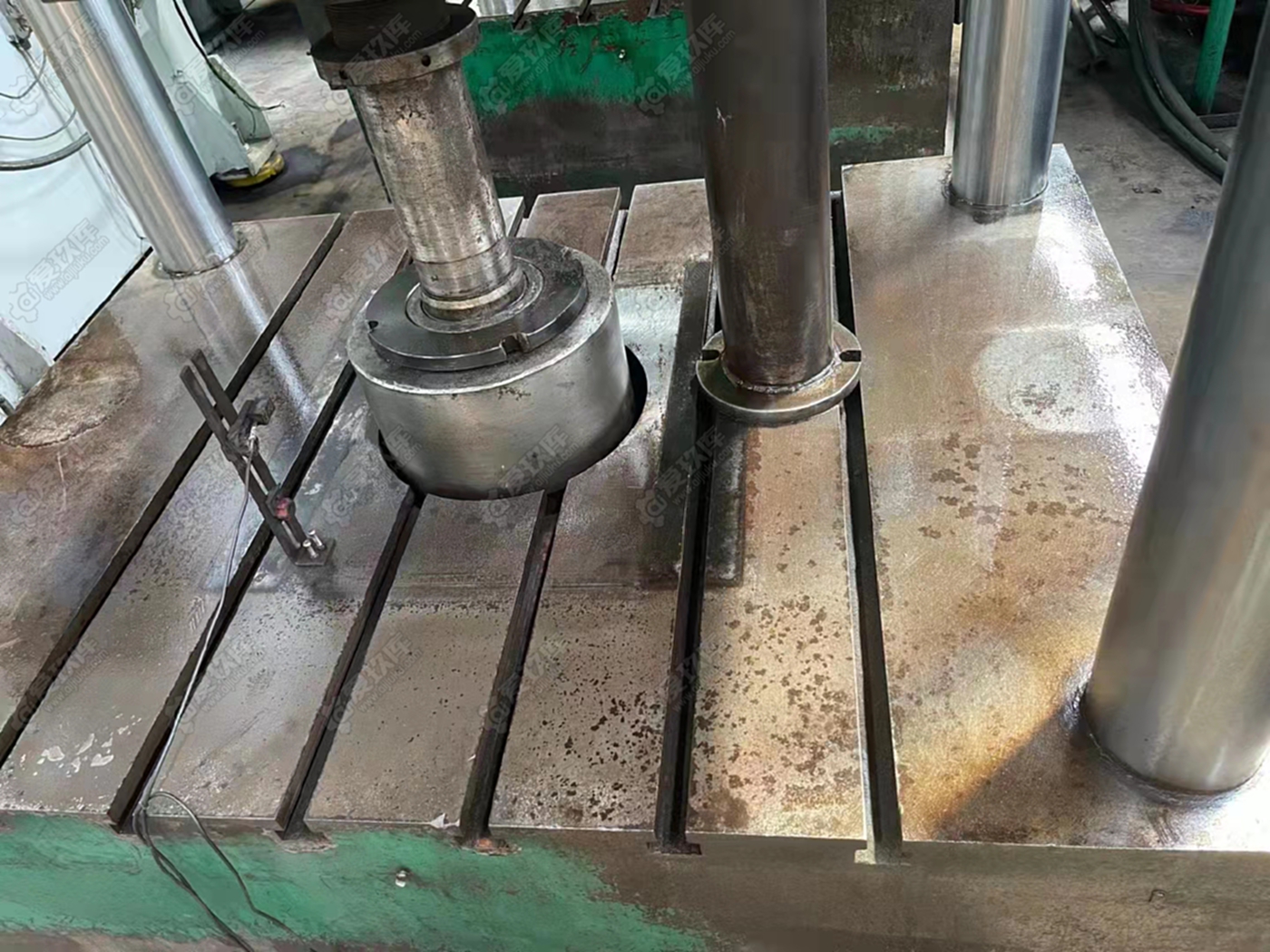 二手液壓機(jī)