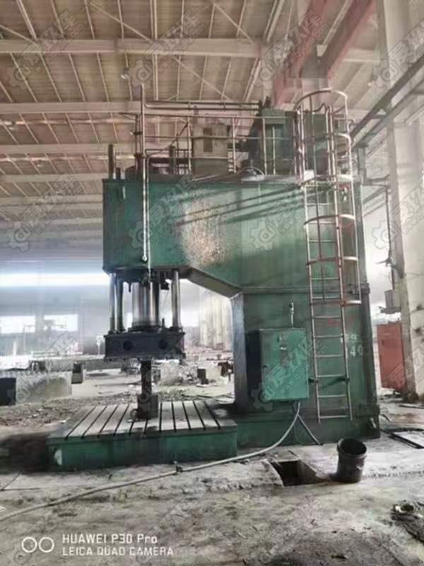 Sell 500 tons single arm straightening oil press