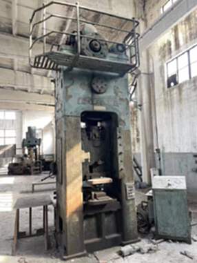 出售上海160吨闭式单点压力机