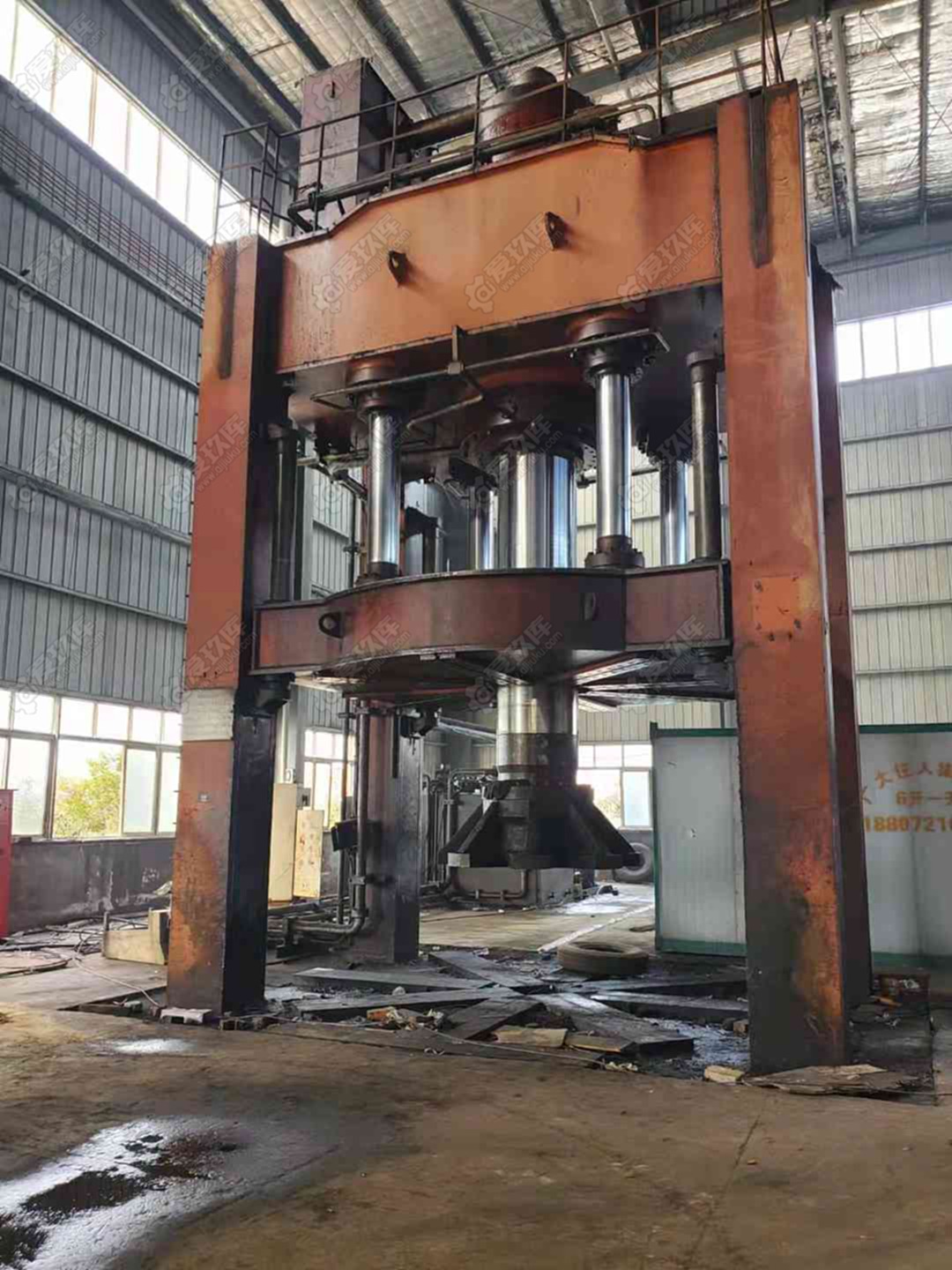 Sell 3000 tons head four column hydraulic press, can weigh