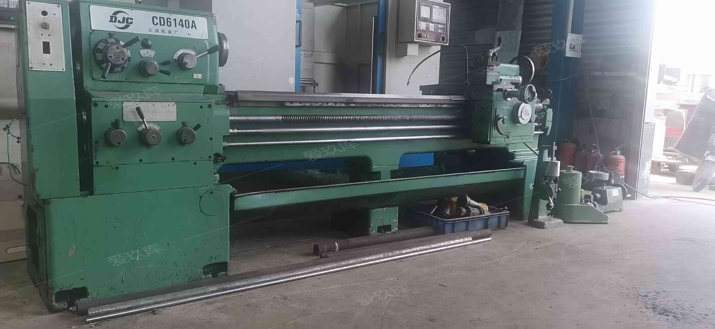Sell dalian produced CD6140*2000 lathes