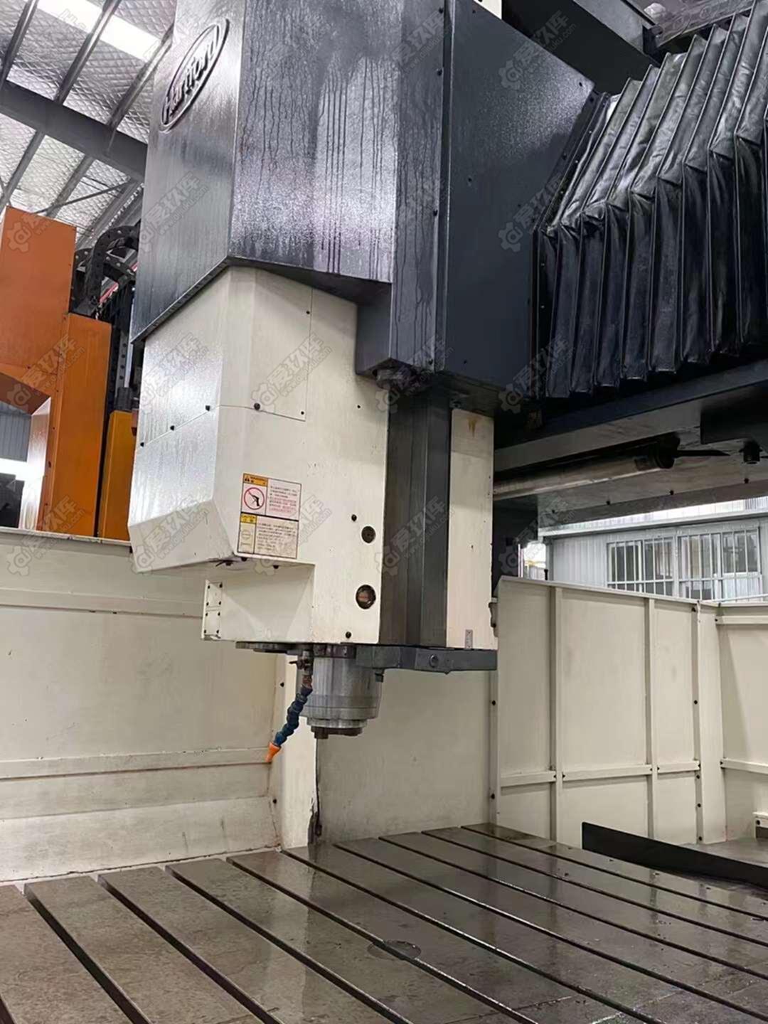 二手龙门加工中心