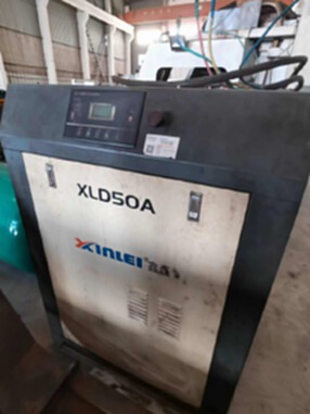 出售二手鑫磊XLD50A空压机干燥剂储气罐