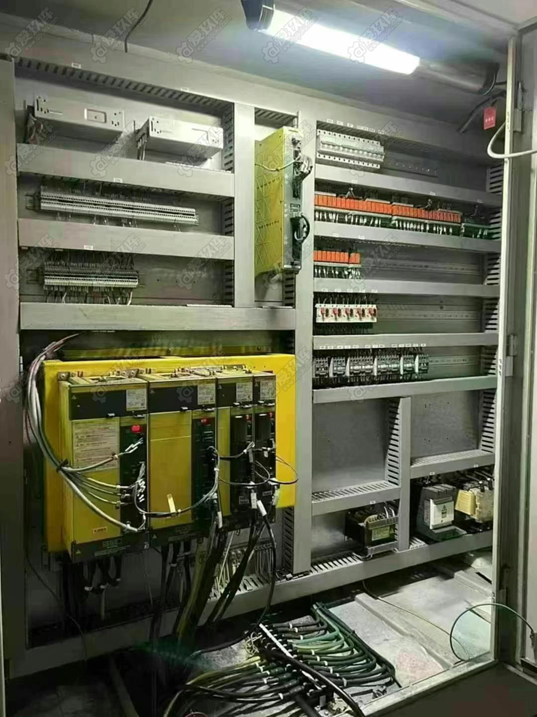 二手龍門加工中心