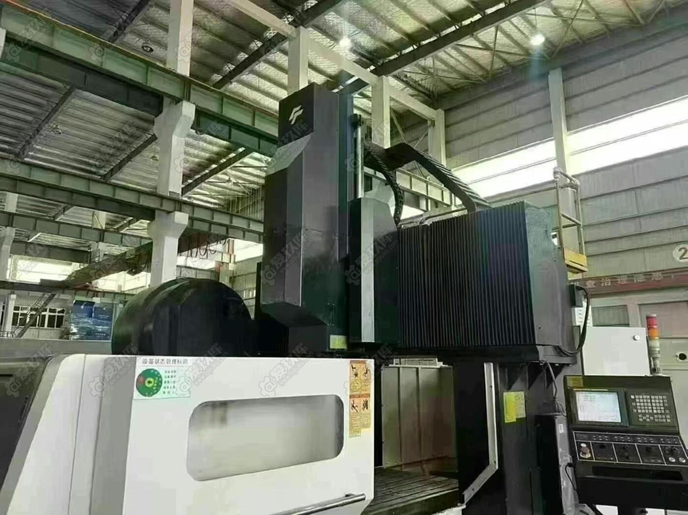 二手龍門加工中心