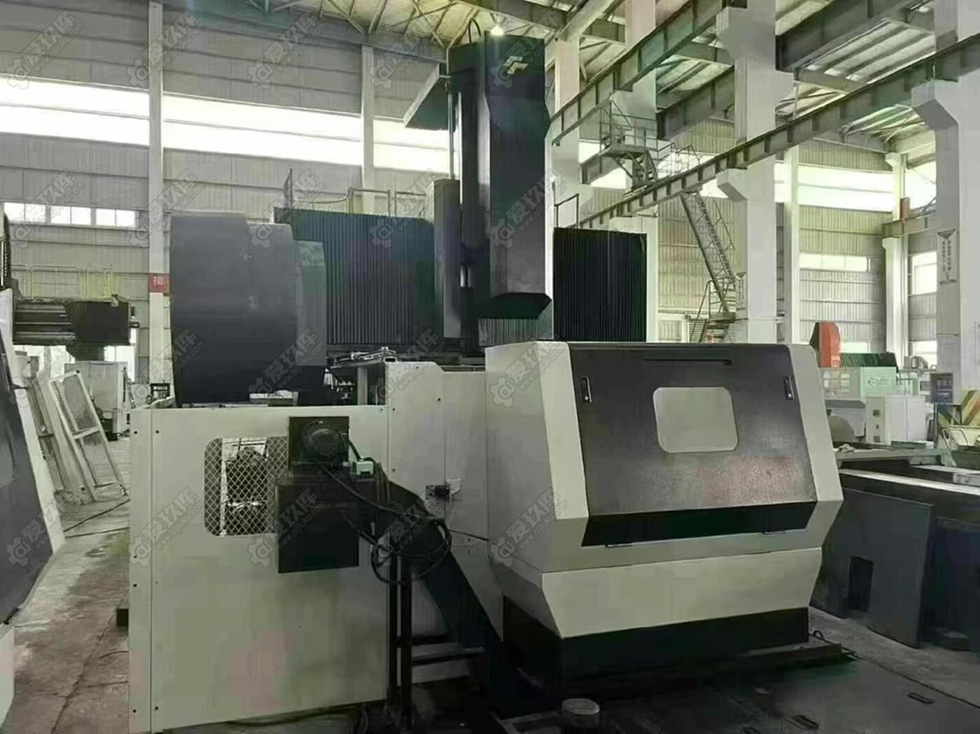 二手龍門加工中心