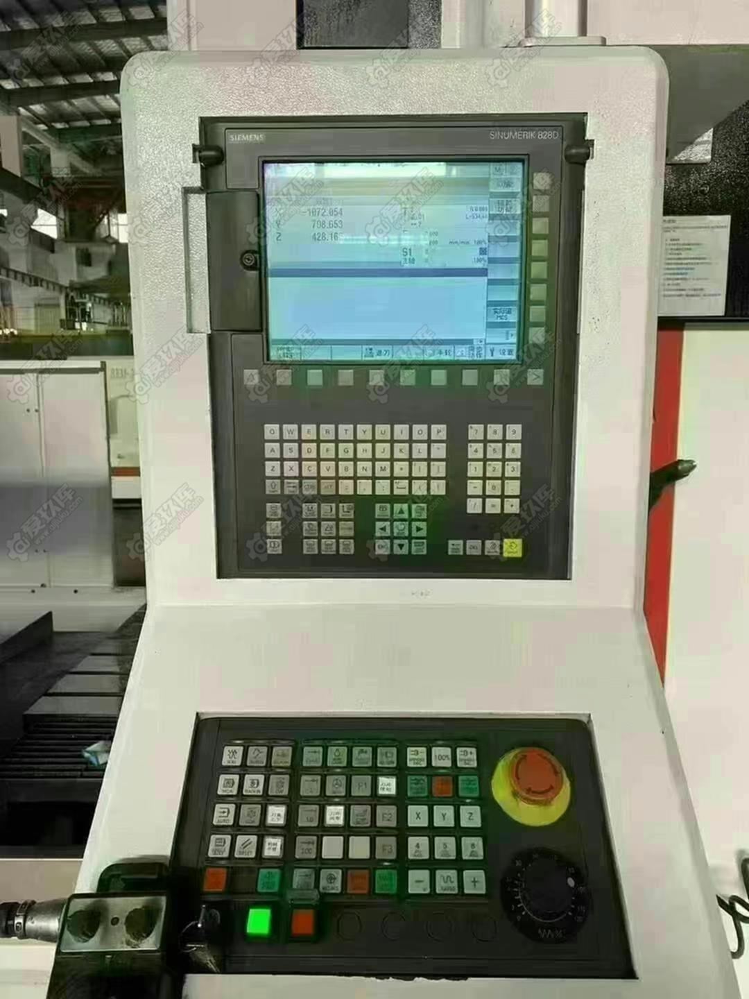 二手龍門加工中心