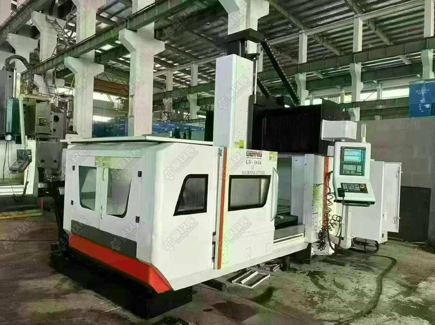 二手龍門加工中心