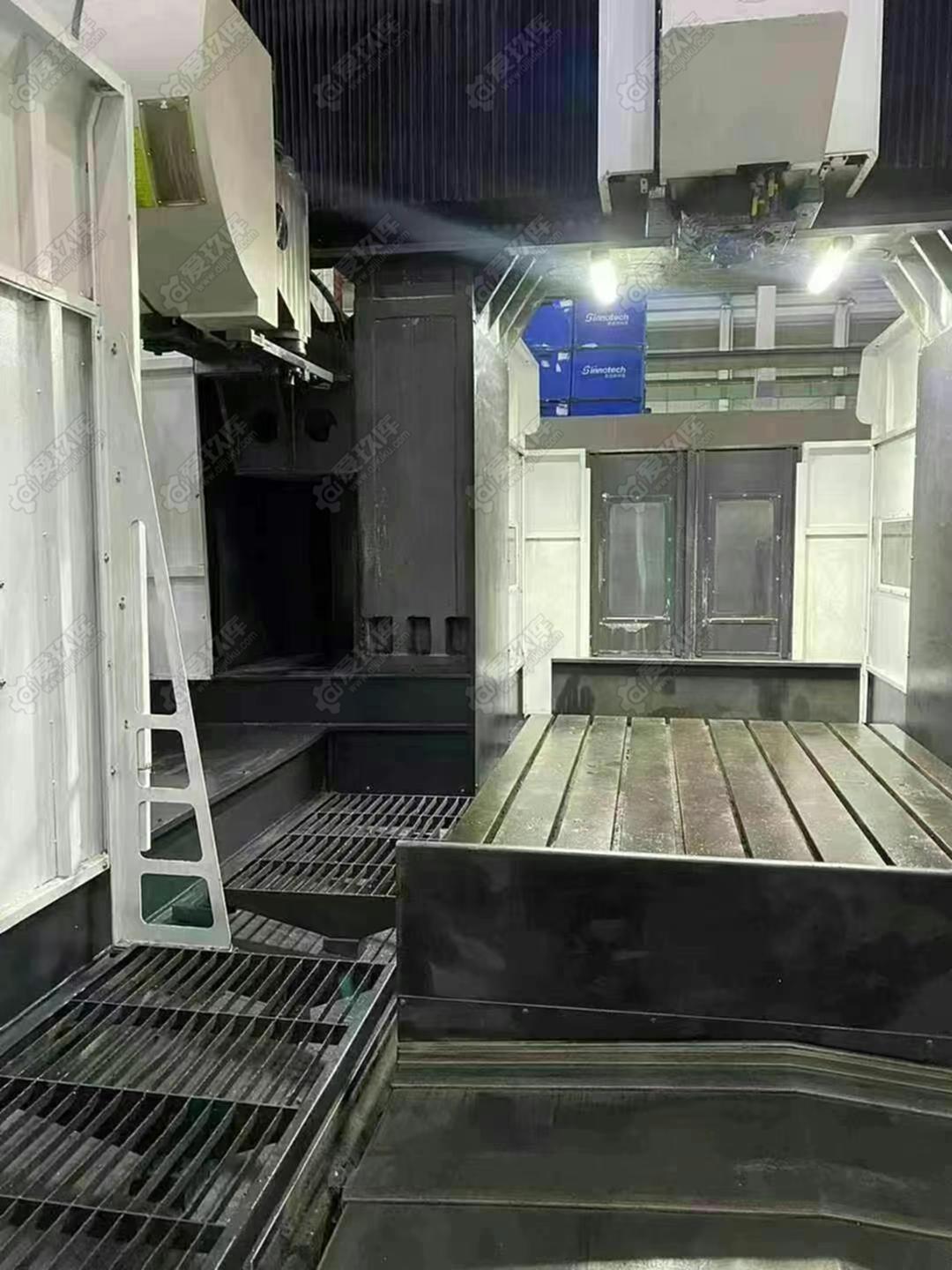 二手龍門加工中心