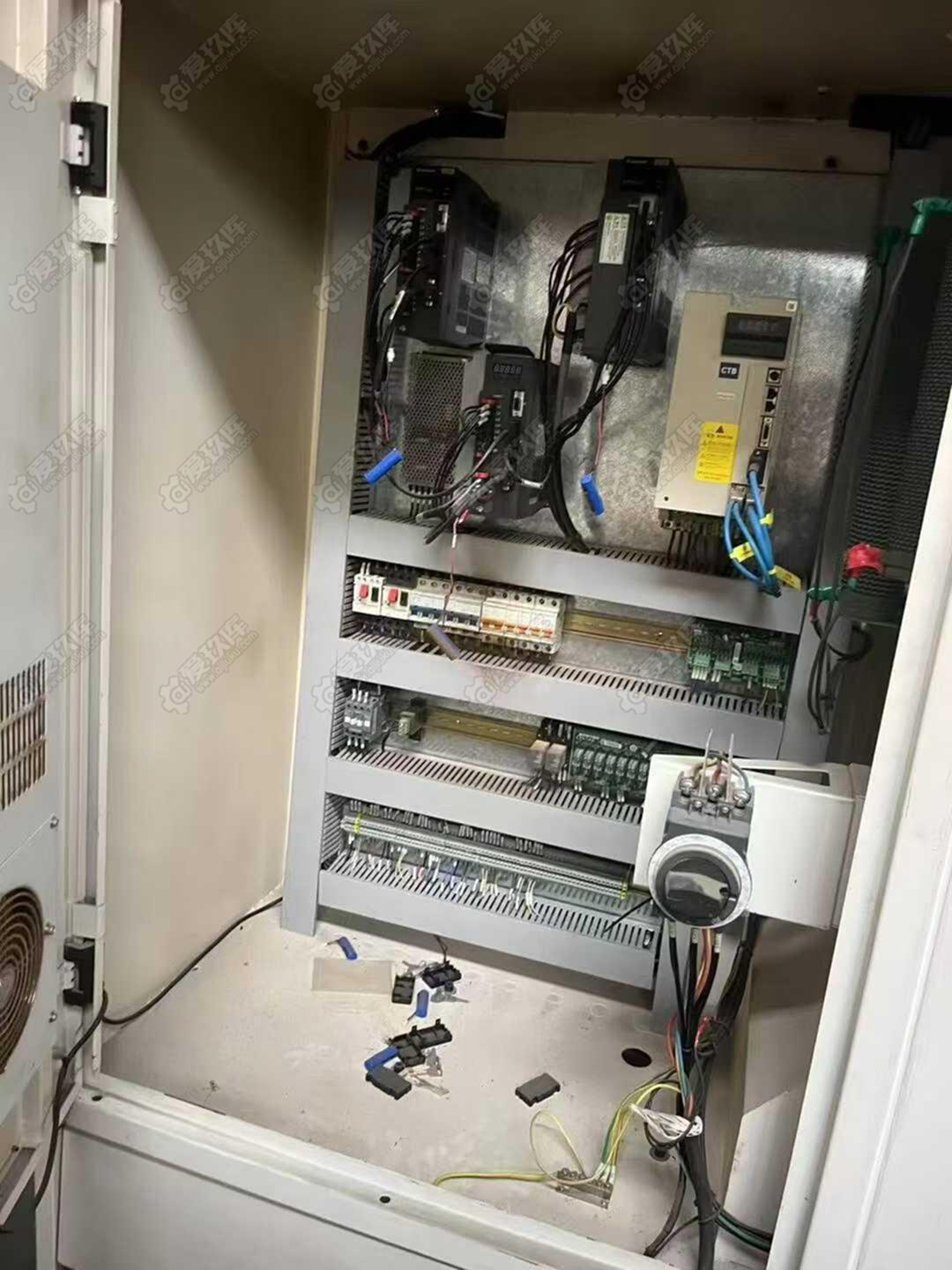 二手立式加工中心