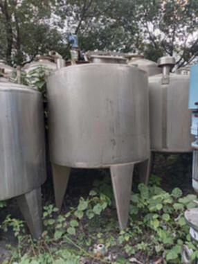 We are selling multiple 1-cubic-meter insulated tanks