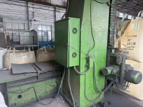 For sale: 1* 4-meter end face milling machine