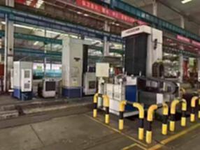 在位出售​同款三台 中捷6813数控双面镗床 ，工作台1.4*10米