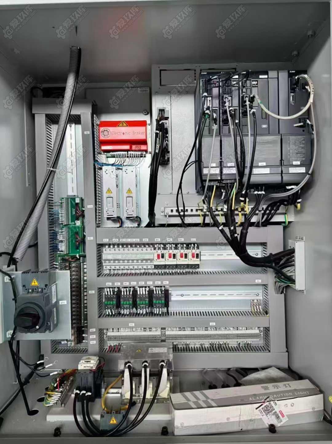 二手立式加工中心