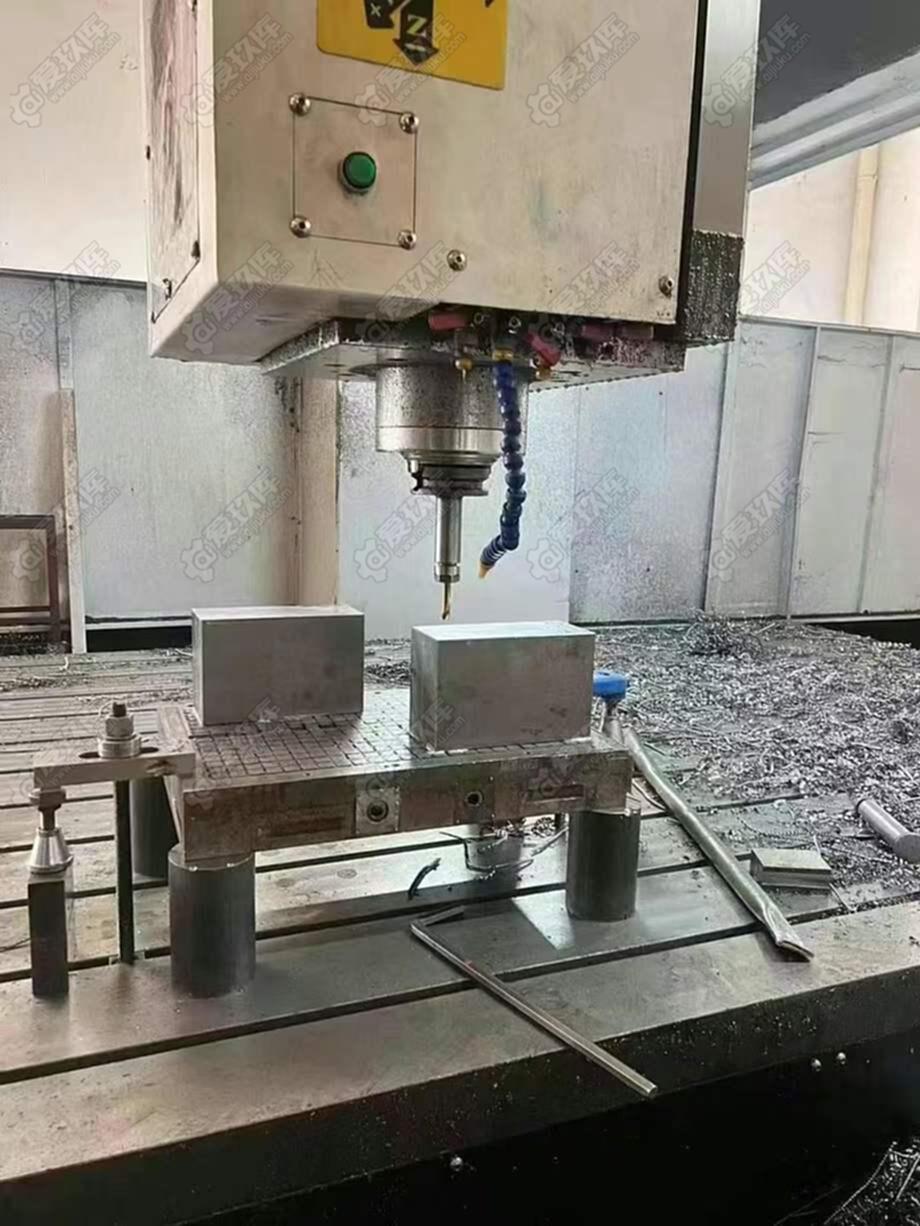 二手龙门加工中心