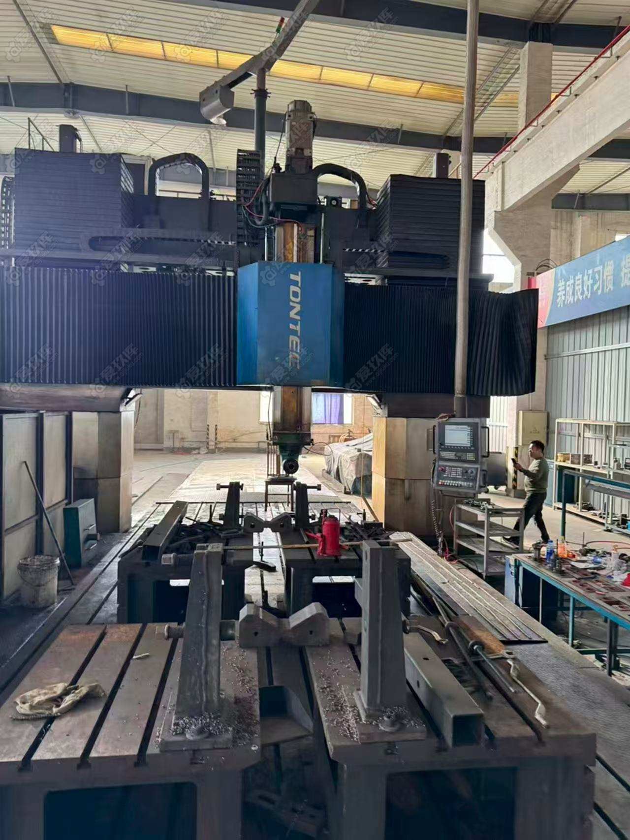 二手龙门加工中心