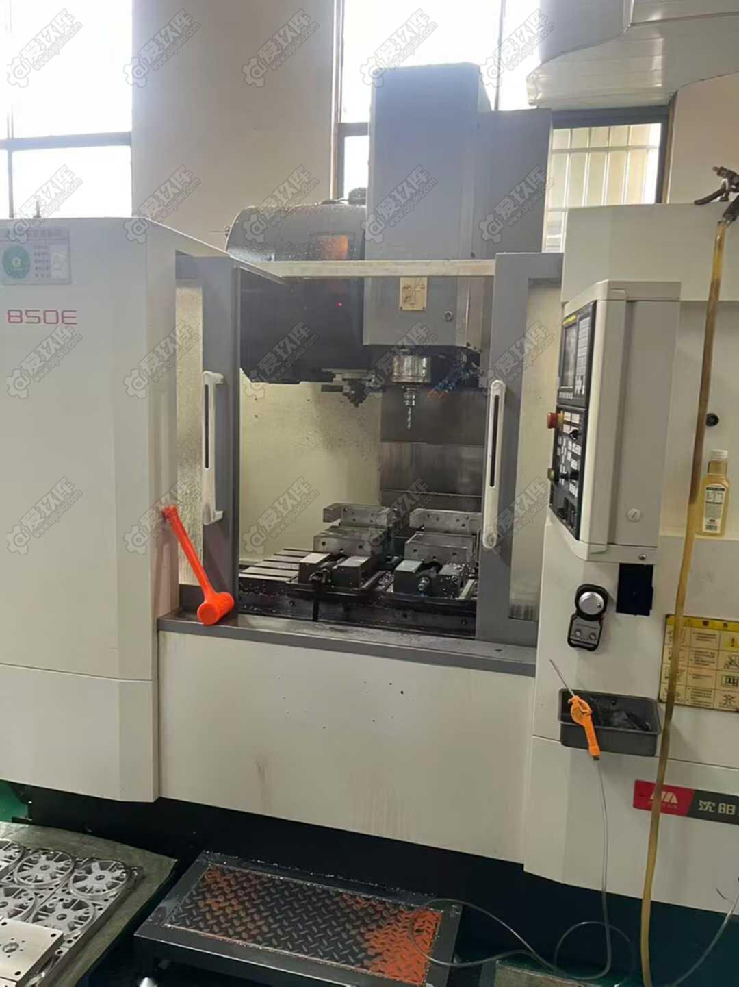 二手立式加工中心