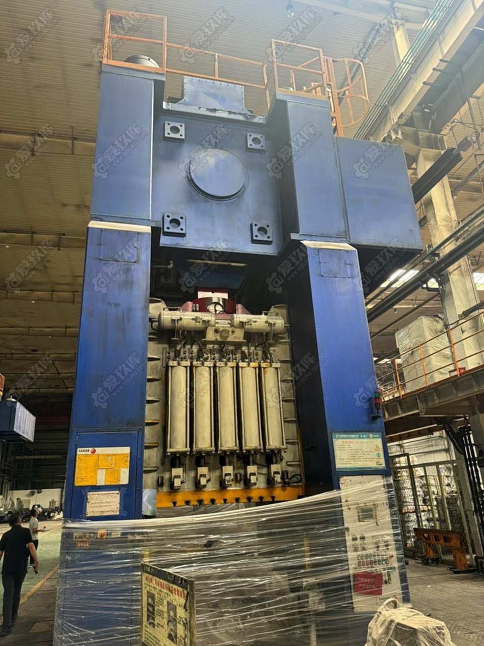 二手闭式单点压力机