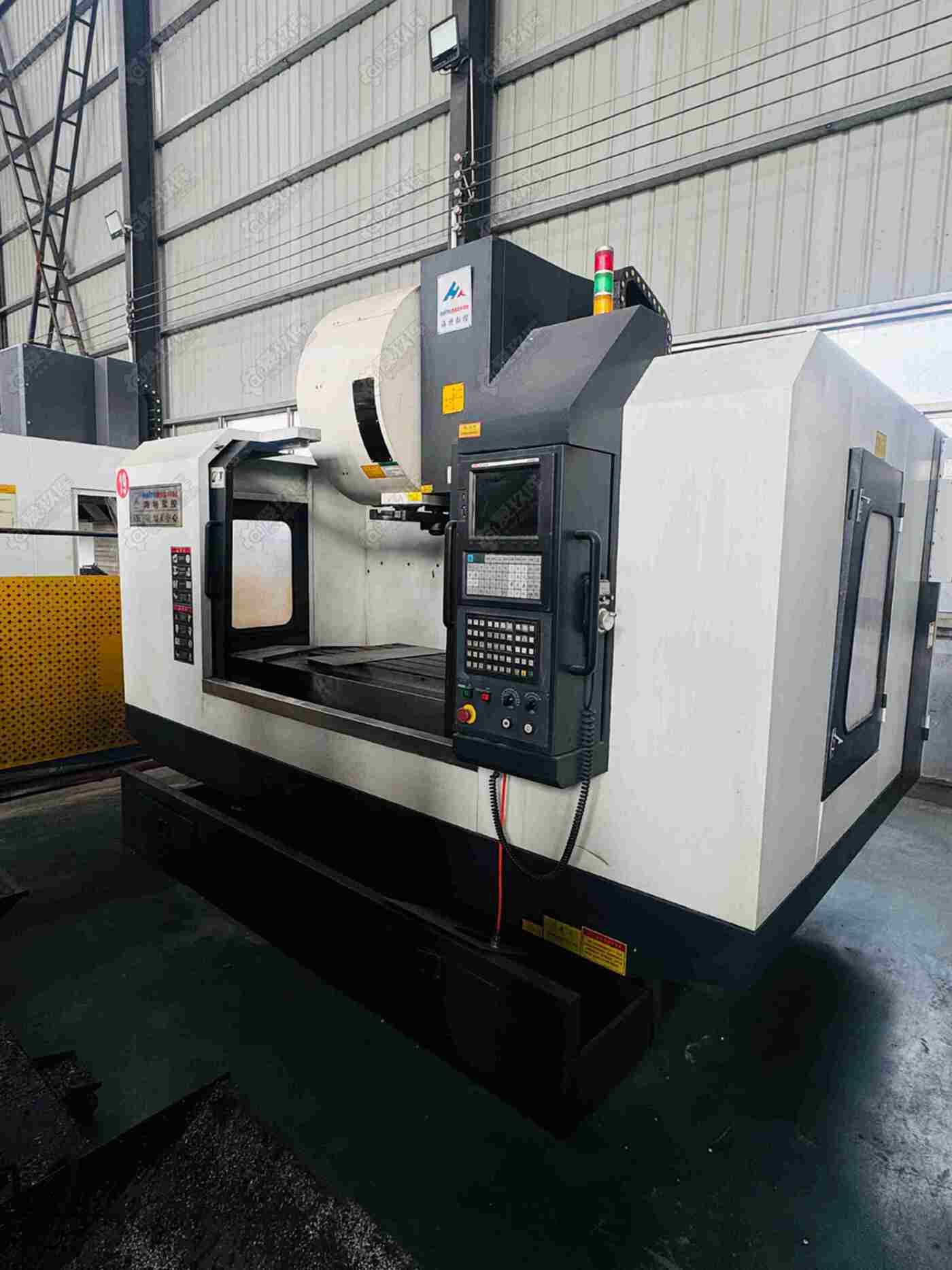 二手立式加工中心
