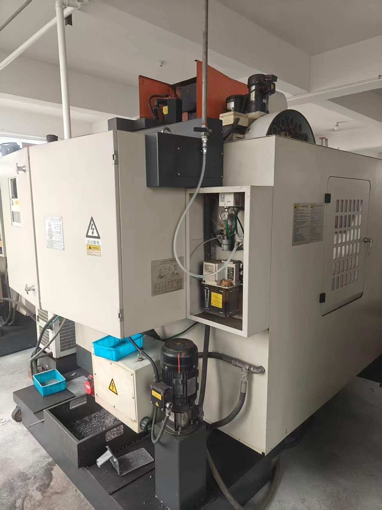 二手立式加工中心