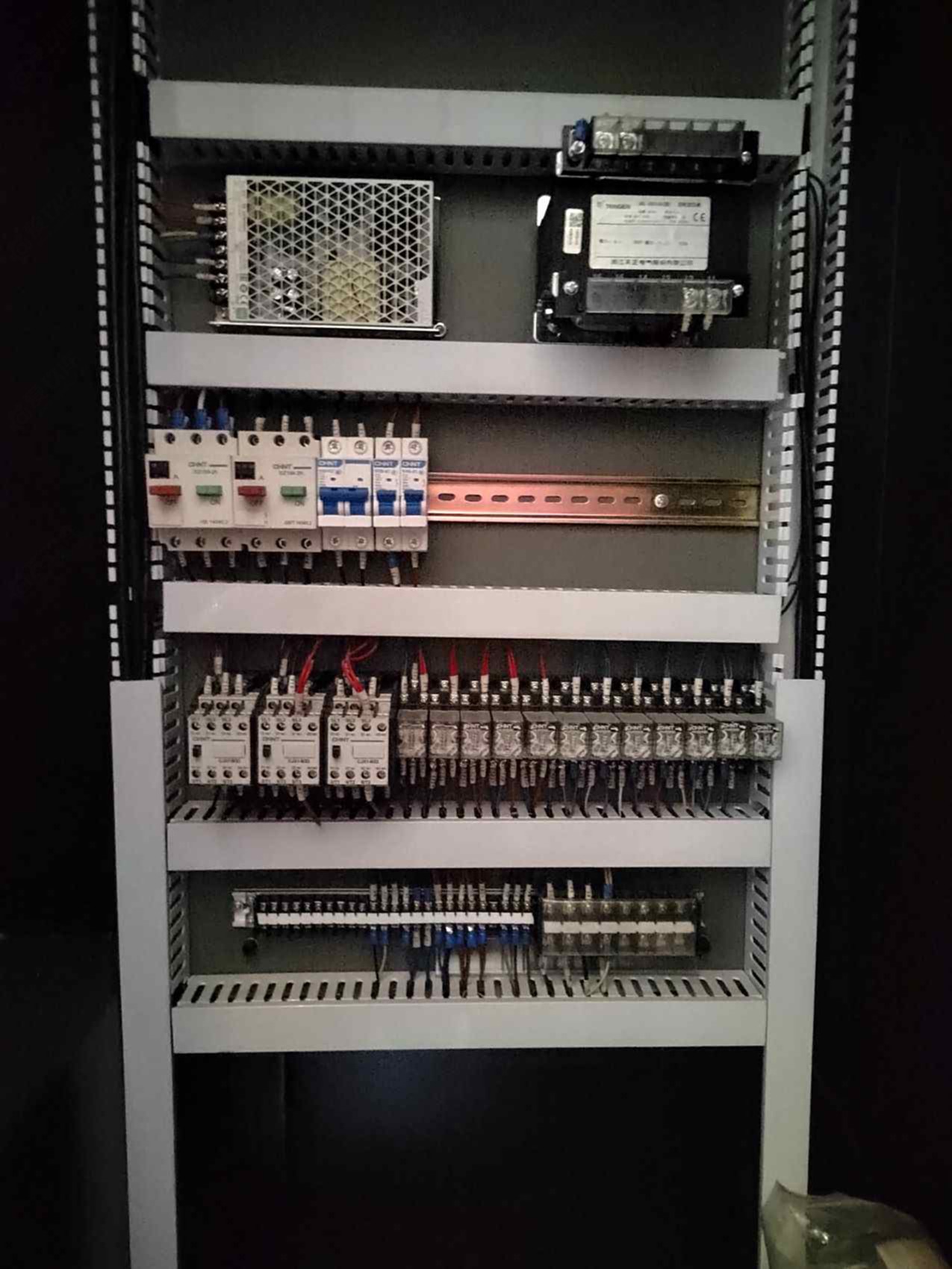 罗威 TC600 钻攻中心TC600 高速钻床