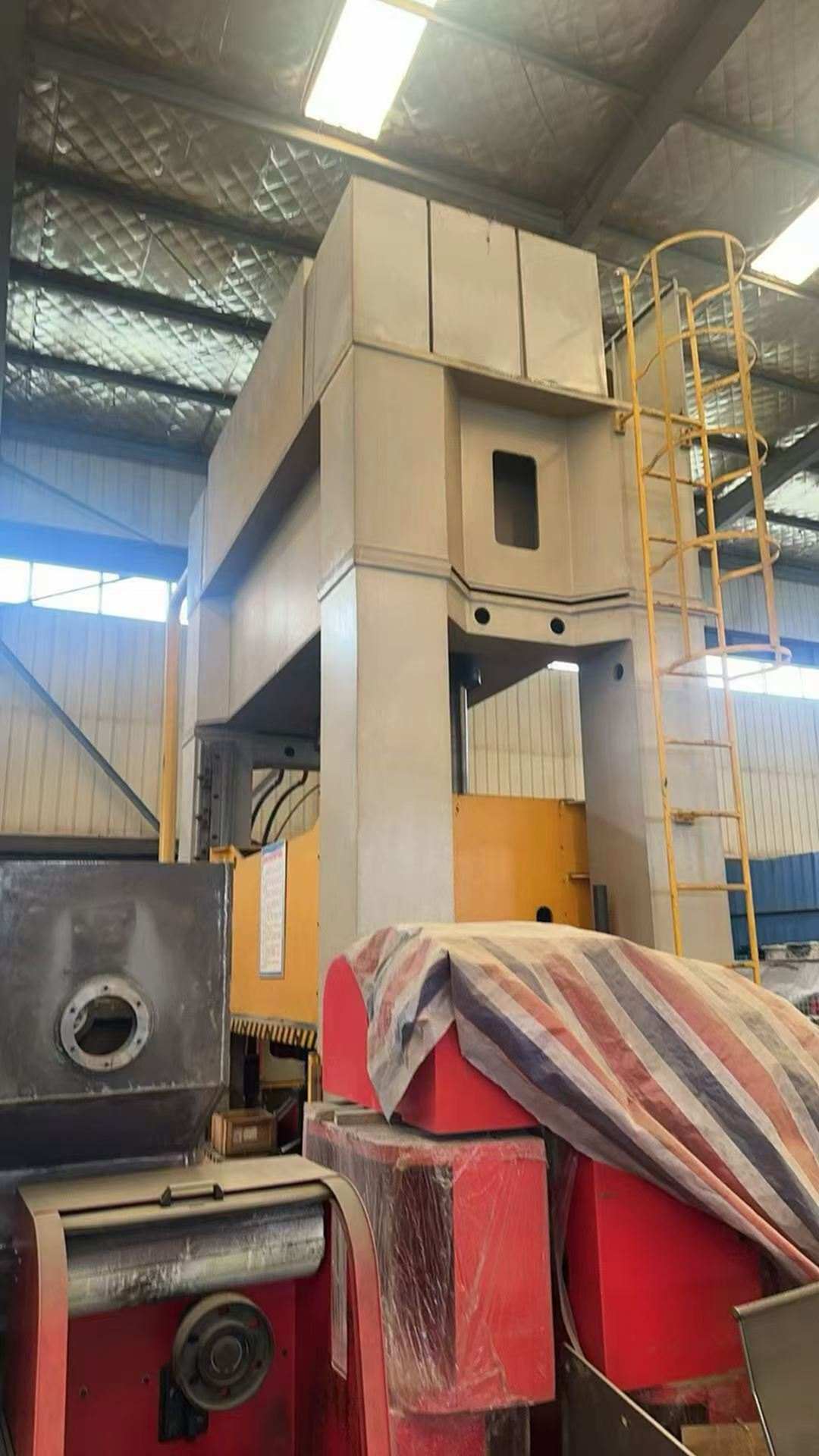 江苏威润10000液压机