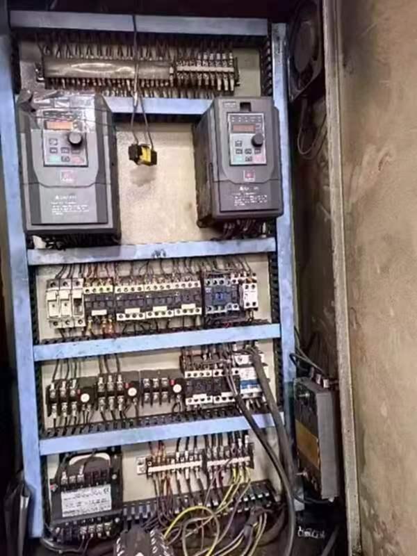 余姚1.7*2.5 龙门铣床