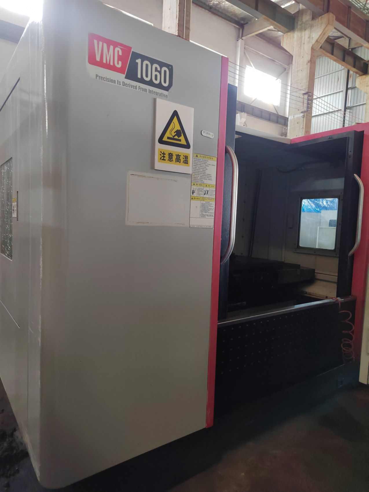 西格码VMC‑1060立式加工中心2016年出厂VMC‑1060立式加工中心立式加工中心