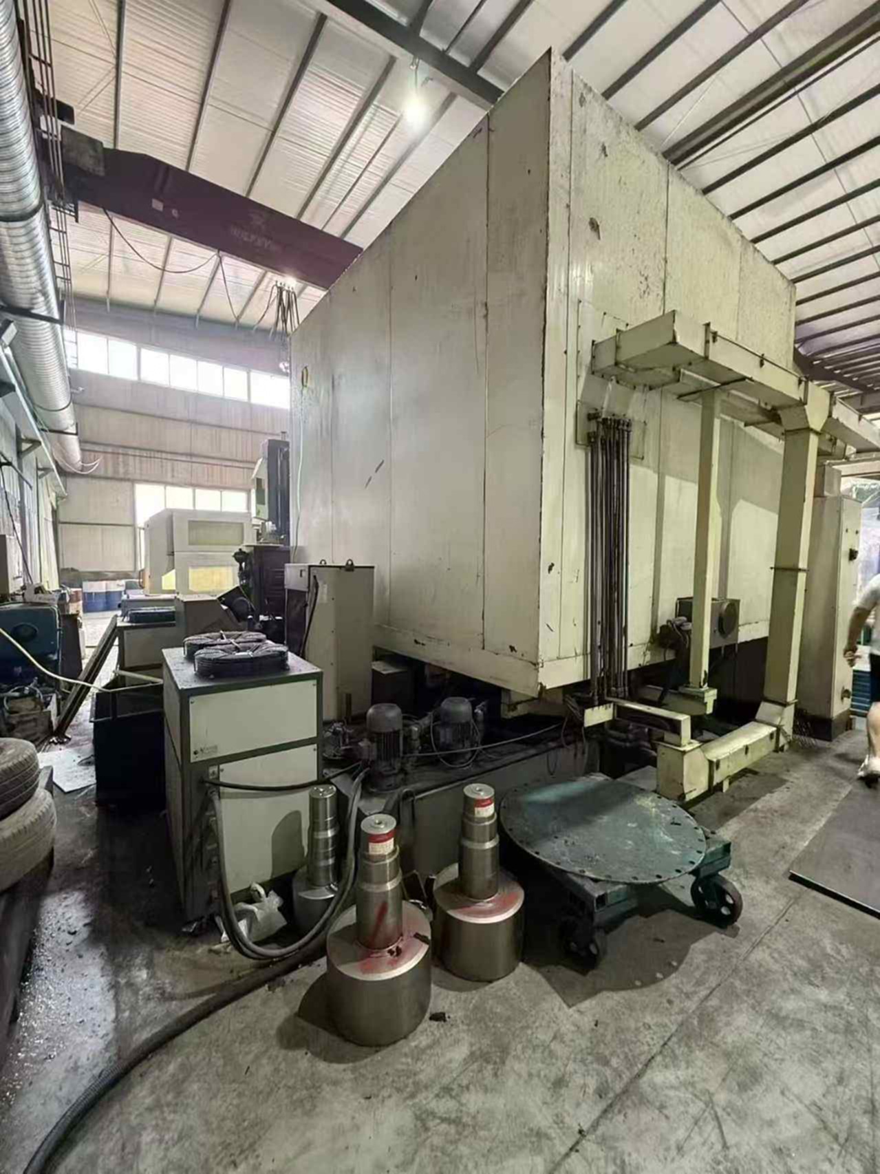 重庆YD31125CNC6滚齿机