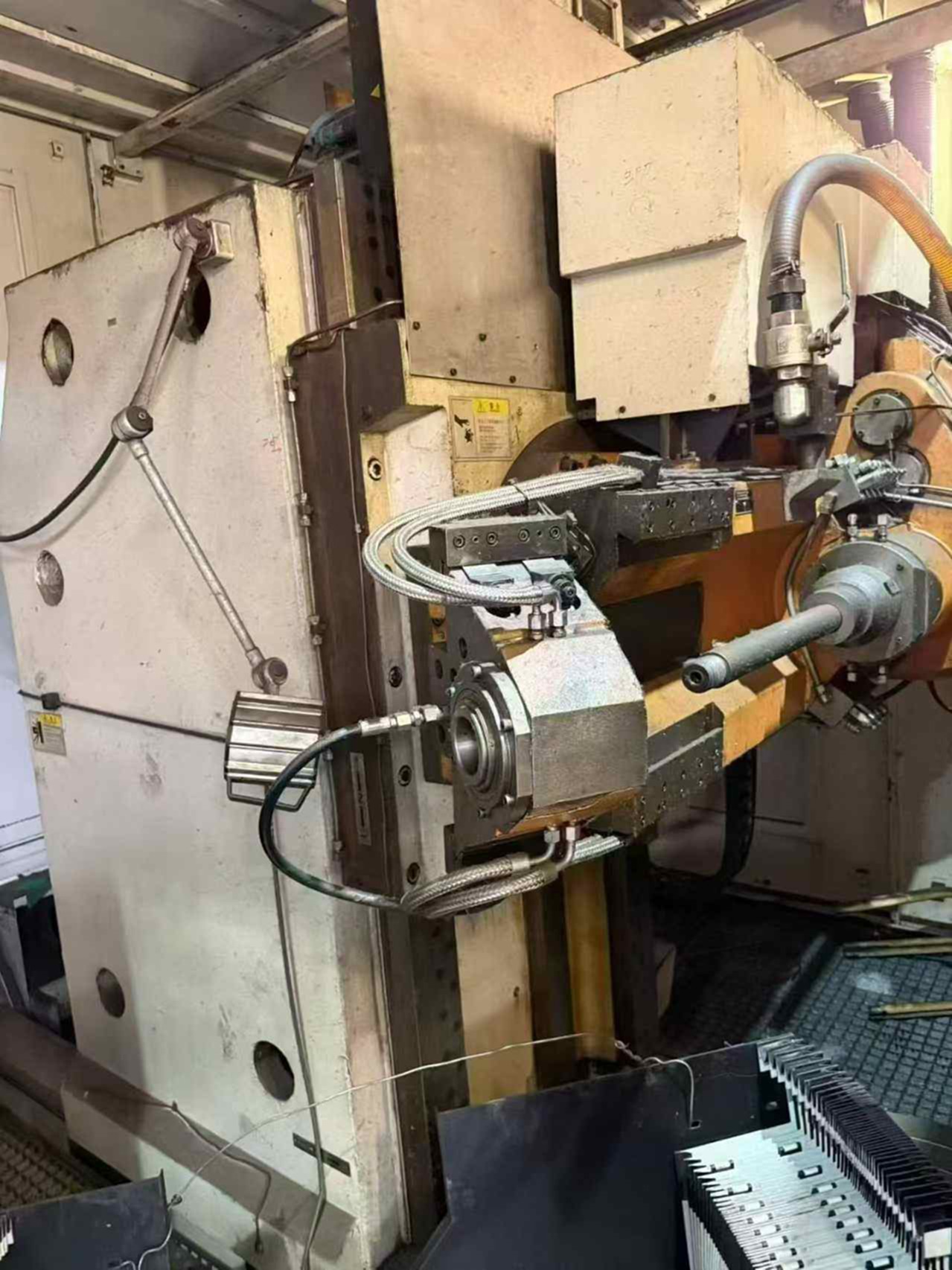 重庆YD31125CNC6滚齿机