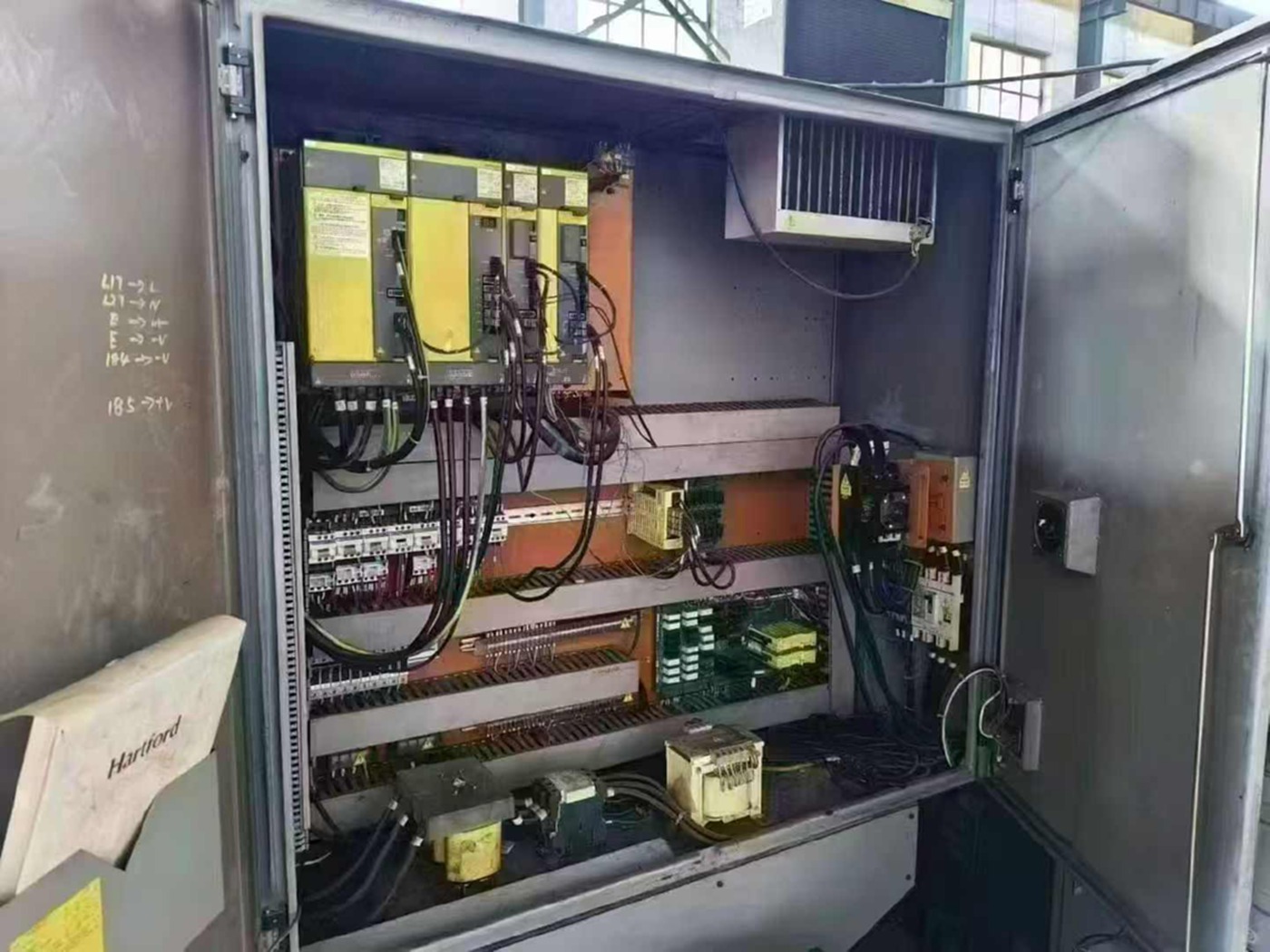 协鸿CNC-4210龙门铣床