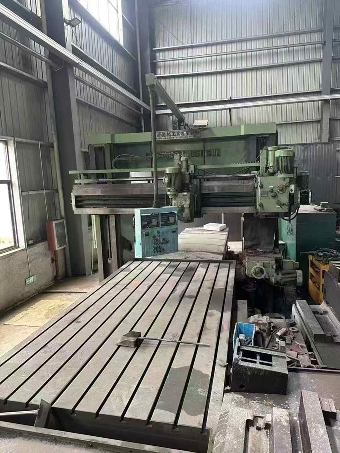 先原4027龙门铣床