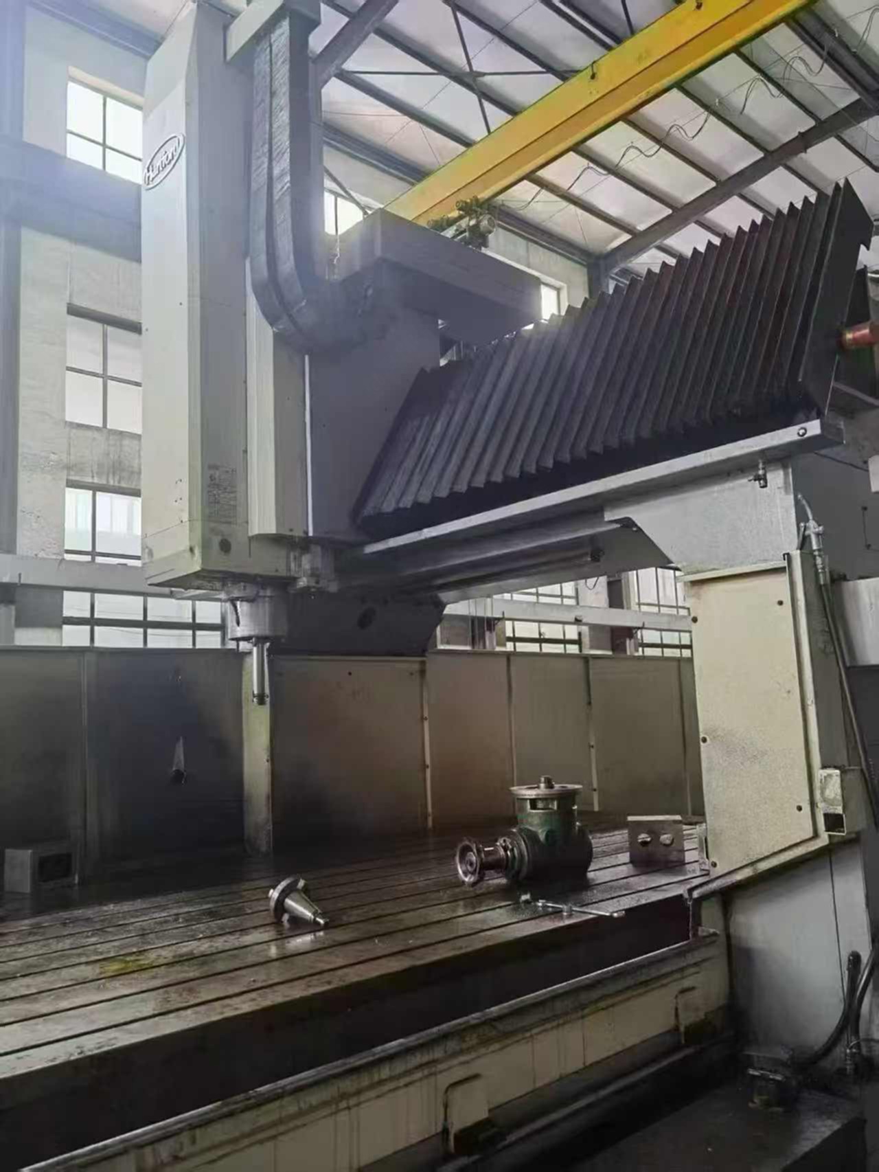 协鸿CNC-4210龙门铣床