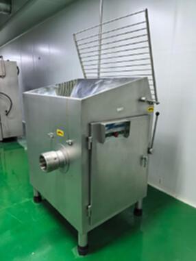 For sale: Hebei Xiaojin 130 double-shaft meat grinder