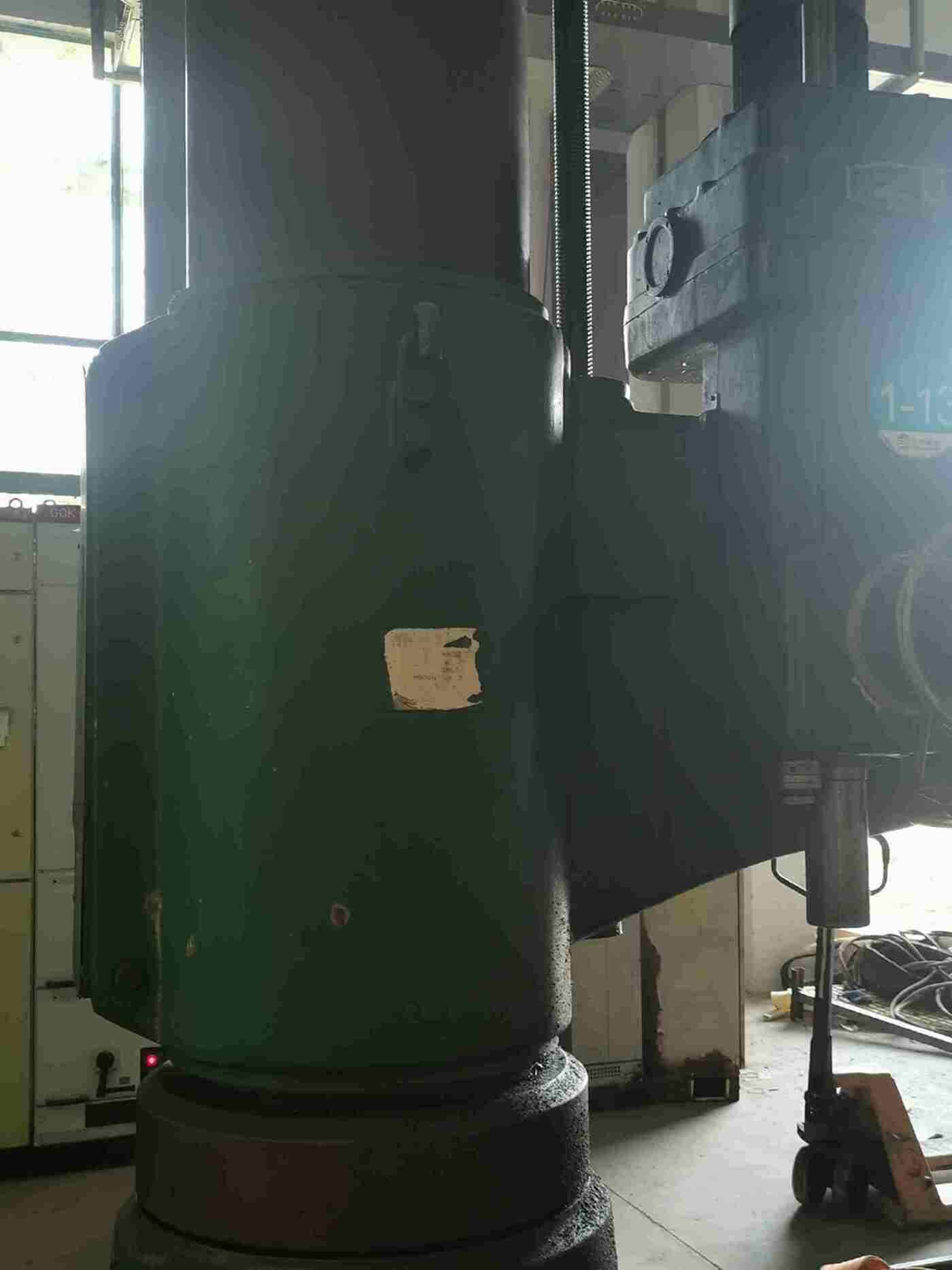 沈阳Z3080×25摇臂钻