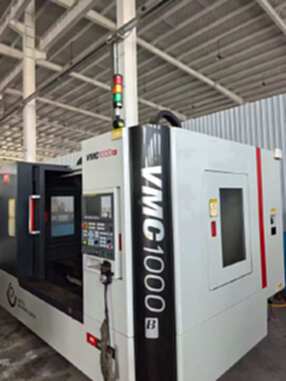 For sale: 13-year-old VMC1000 vertical machining center in Shenyang, with Z-axis elevation, two lines and one hard