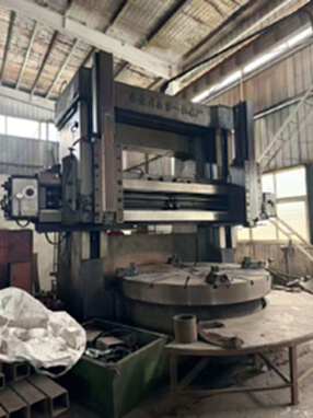 Selling high-quality 2.5-meter vertical lathes from Qiqihar, Arsenal equipment!