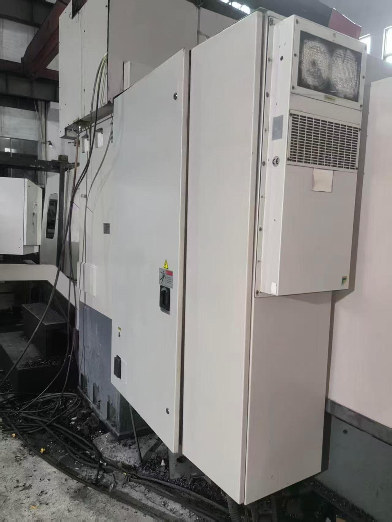 亚崴4025龙门加工中心