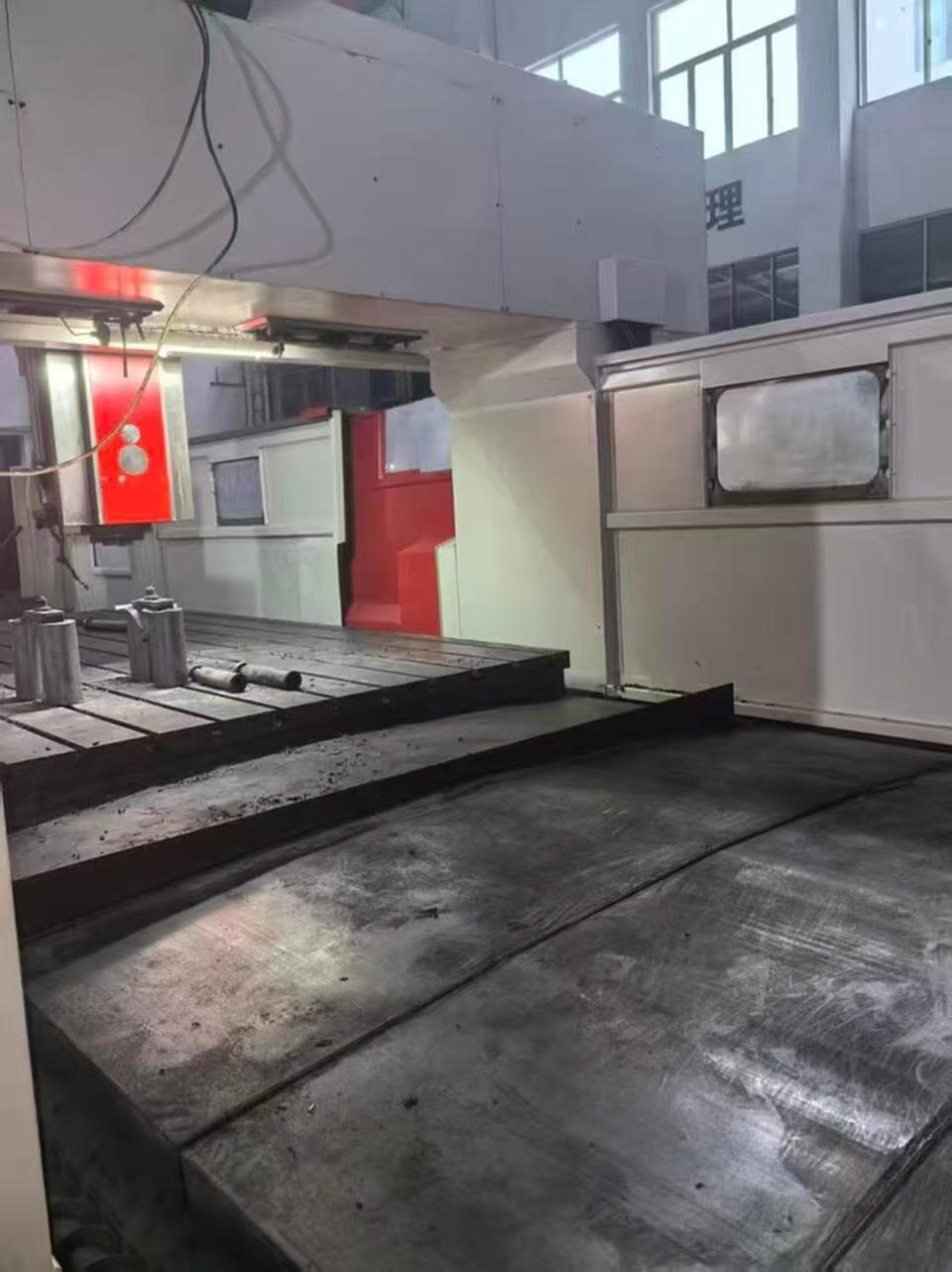 亚崴4025龙门加工中心
