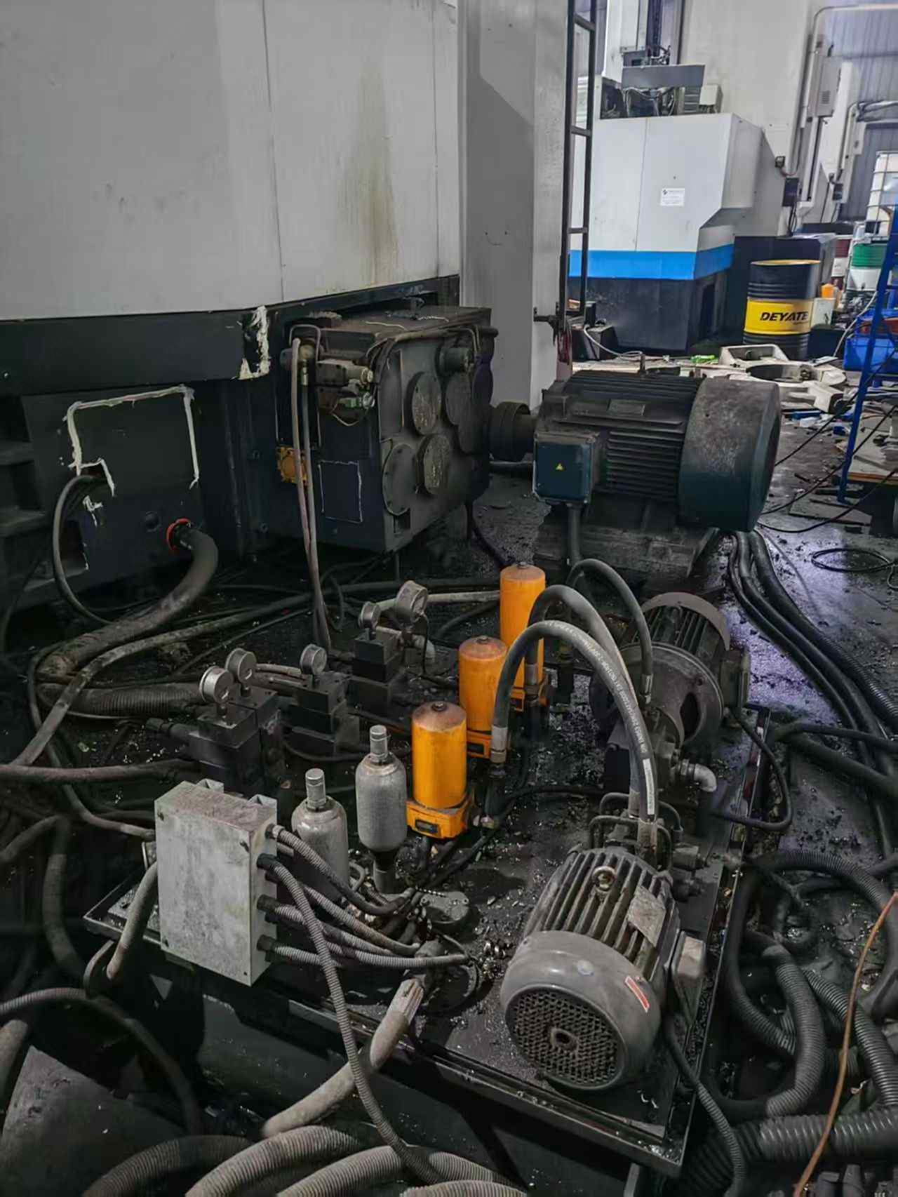 大连鑫宏5240立车