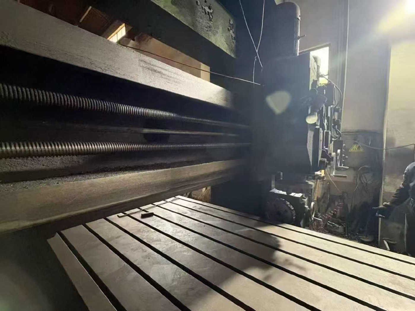 余姚恒丰2540龙门铣床