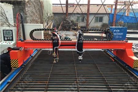 二手數(shù)控火焰等離子切割機.jpg