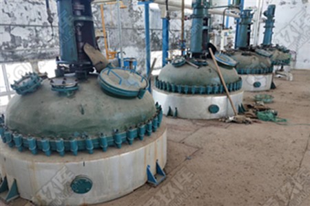 二手高压加氢反应釜 二手高压加氢反应釜.jpg