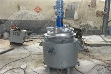 二手高压反应釜.jpg