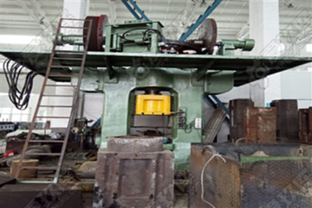 二手双盘摩擦压力机 二手双盘摩擦压力机.jpg