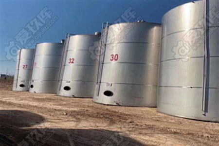 二手不锈钢储罐.jpg