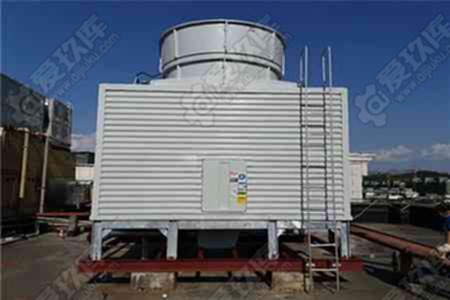 二手闭式冷却塔.jpg