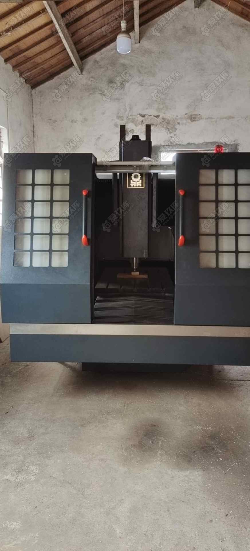 二手立式加工中心