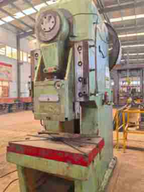 出售二手力森数控160吨机械冲床